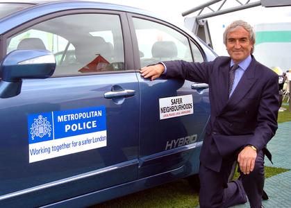 Met Police buy 117 Civic Hybrids