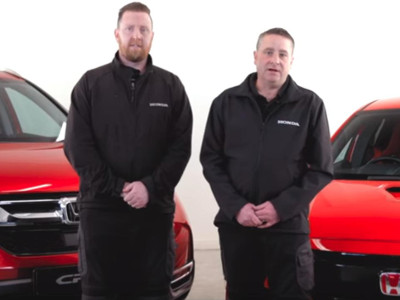 Honda UK's press fleet technicians, John White and Jason Ryder