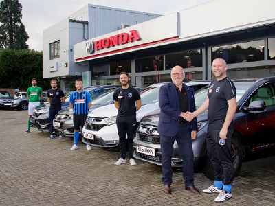 Knaphill Athletic celebrate their new kit provided by Trident Honda
